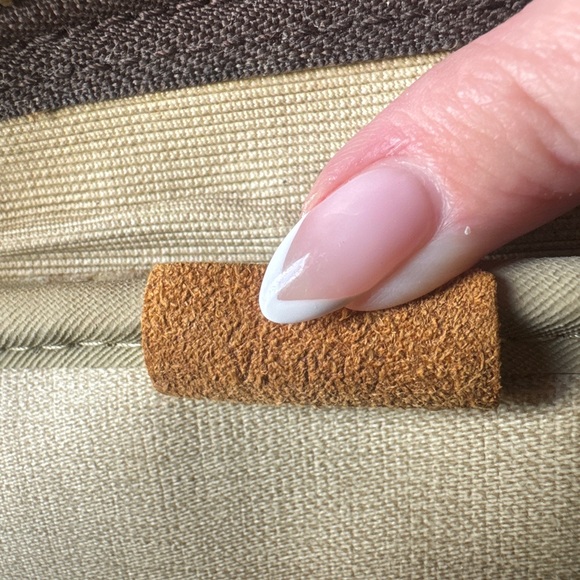 Authentic Louis Vuitton Deauville Brown and Tan Monogram Bag with Dust bag - Picture 10 of 11